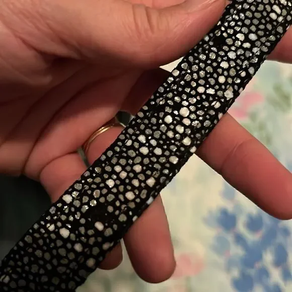 CoFi Mollie Cross-Body Convertible - Picture 10 of 12